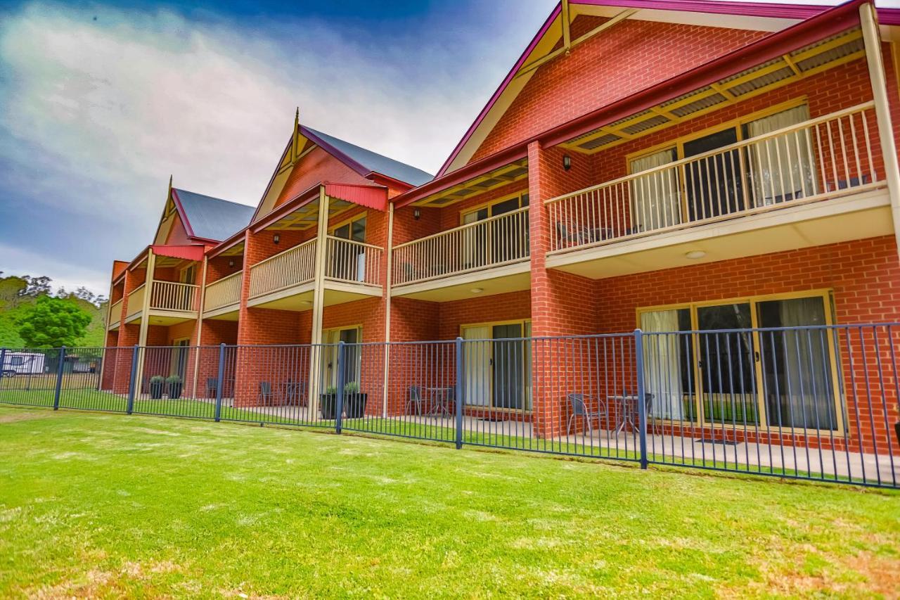 Murray Waters Motor Inn & Apartments Koondrook Exterior photo